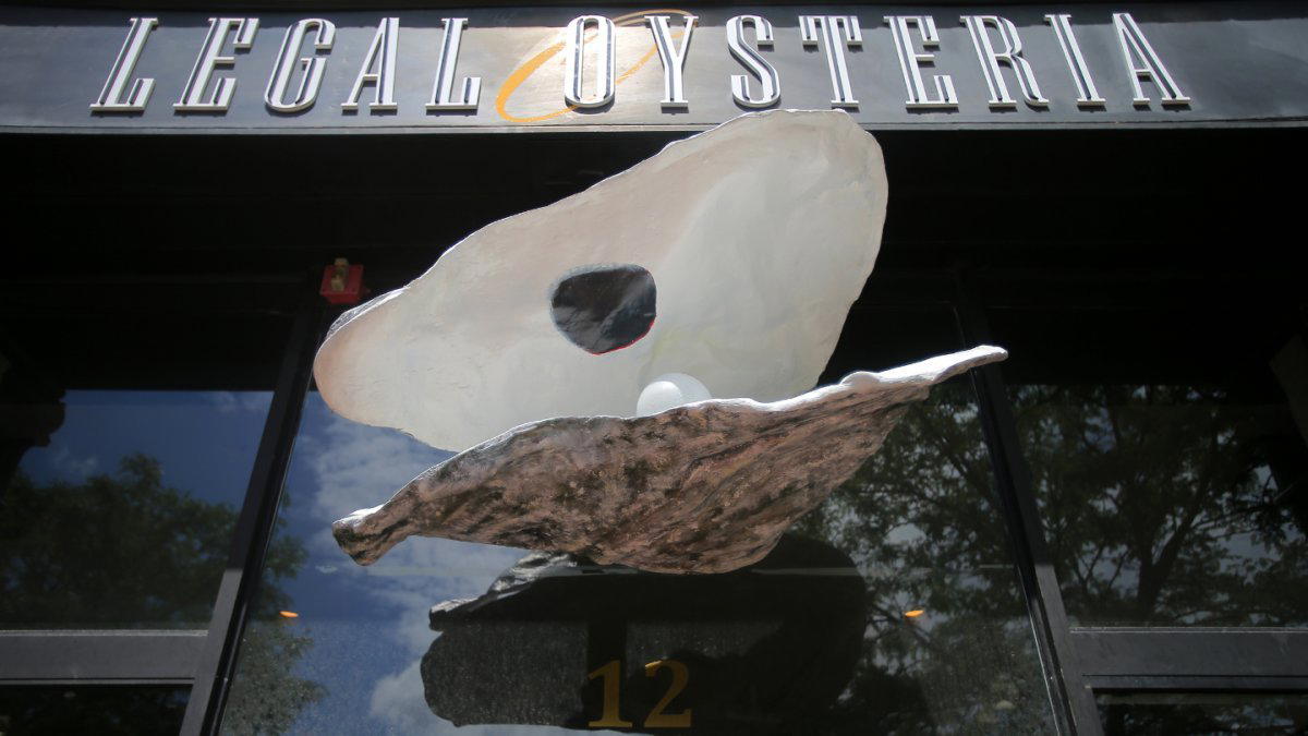 Legal Oysteria restaurant in Charlestown, United States