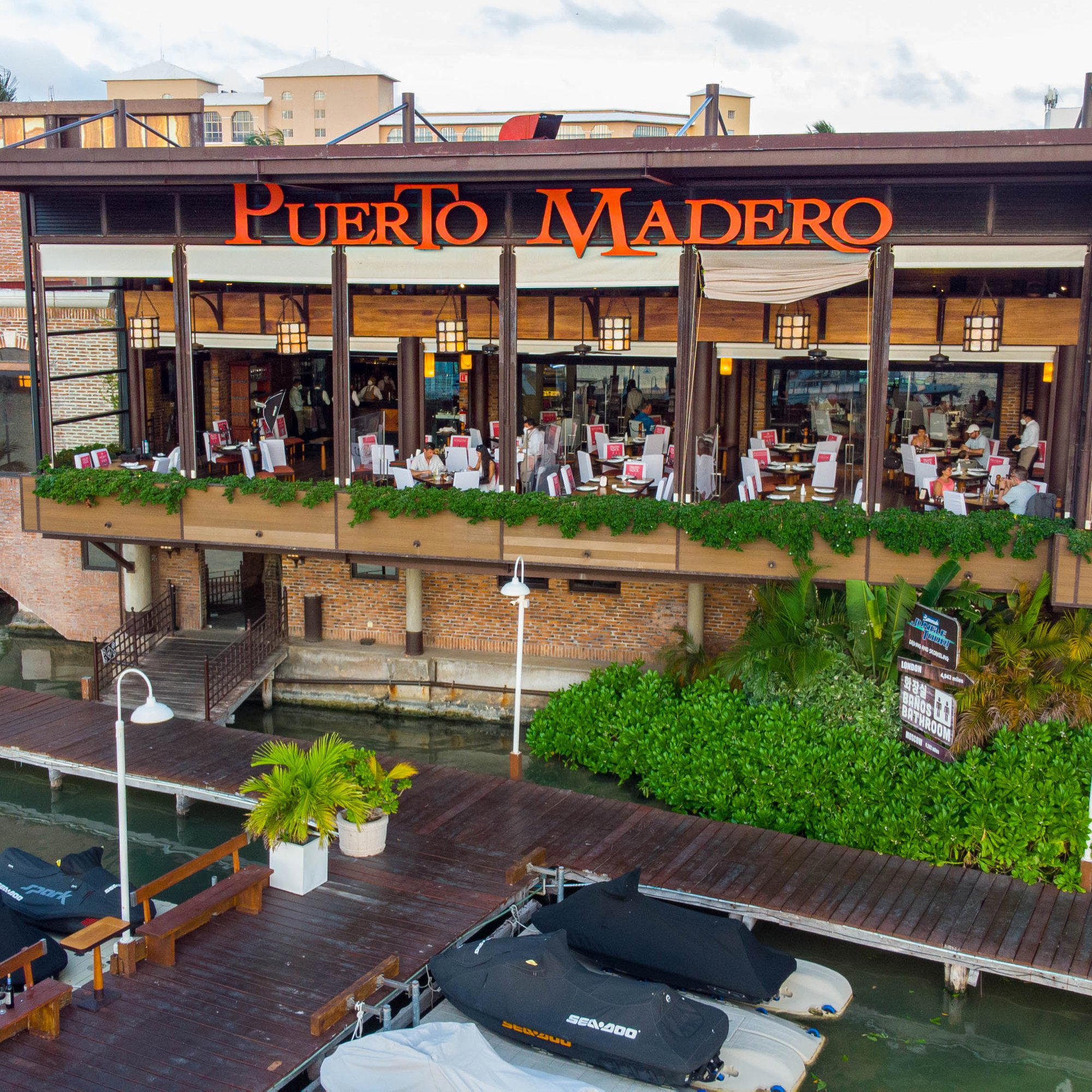 Puerto Madero Cancún restaurant in Cancún, Mexico