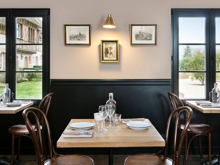 Le Restaurant gastronomique, Veuzain-sur-Loire, France