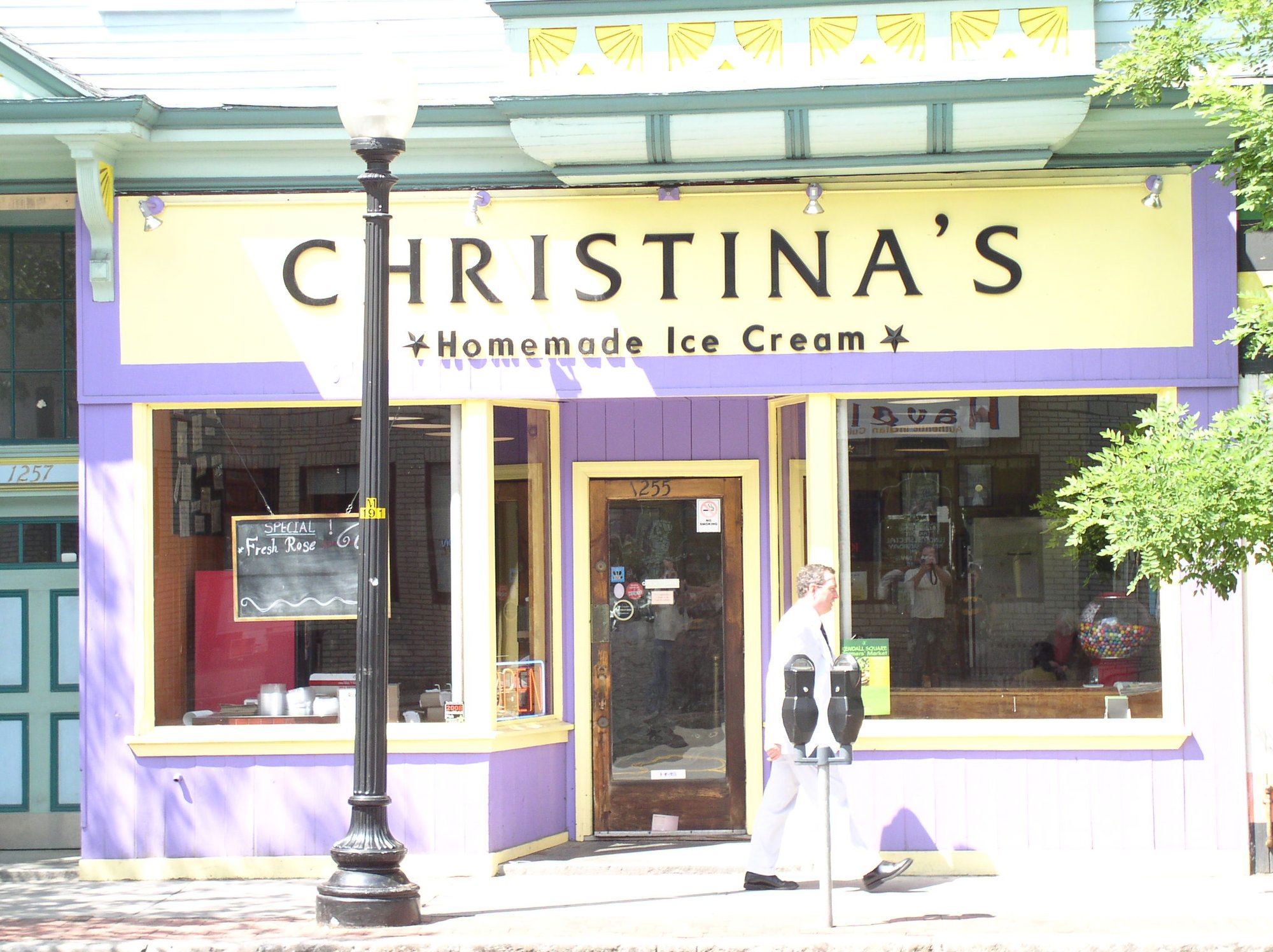 Christina's Homemade Ice Cream, Restaurant in Cambridge