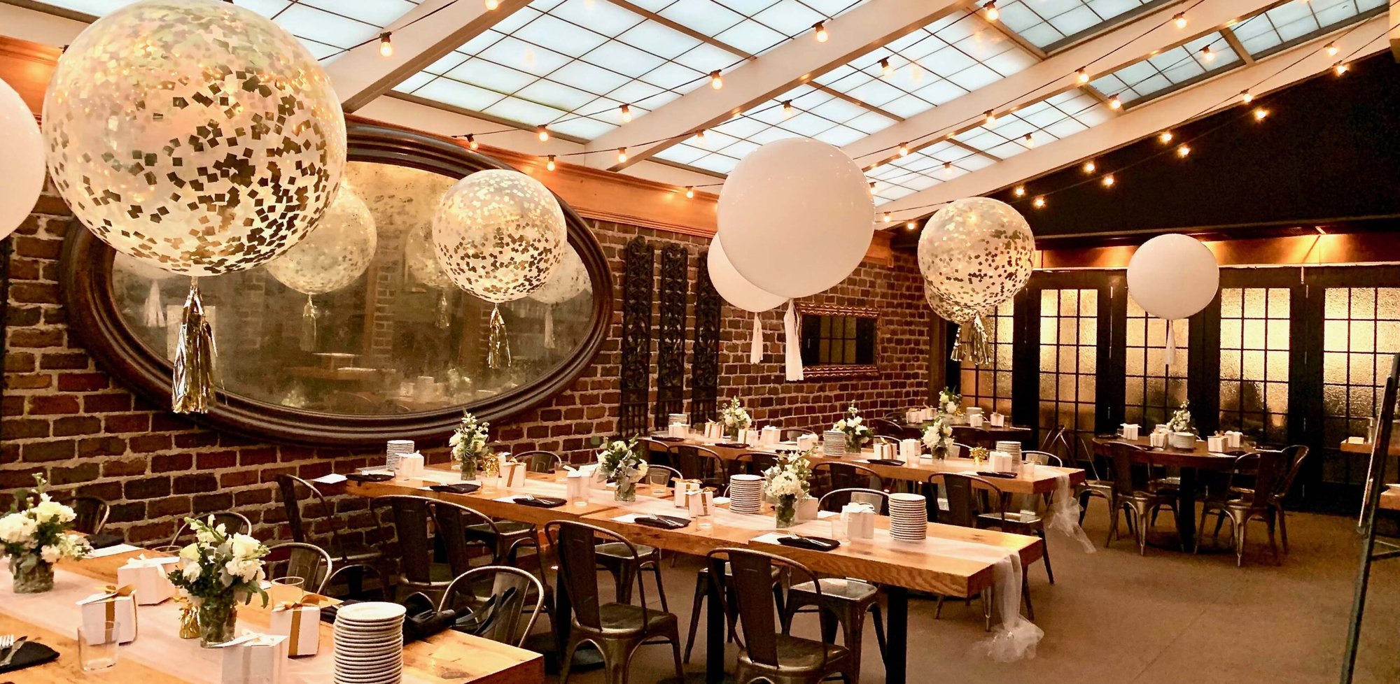 Cafe Ba-Ba-Reeba restaurant in Chicago, United States