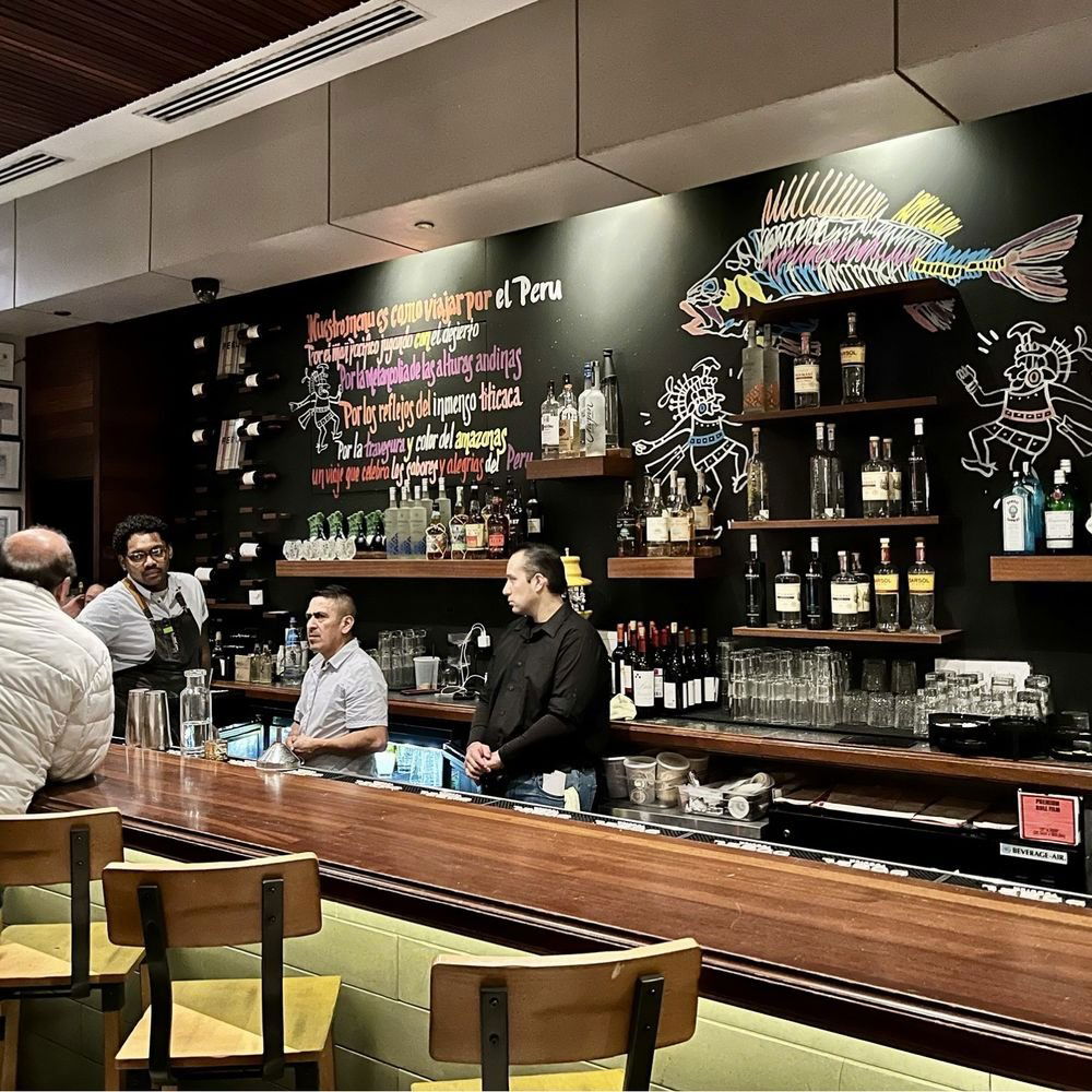 Avenida Peru, Restaurant in Madrid