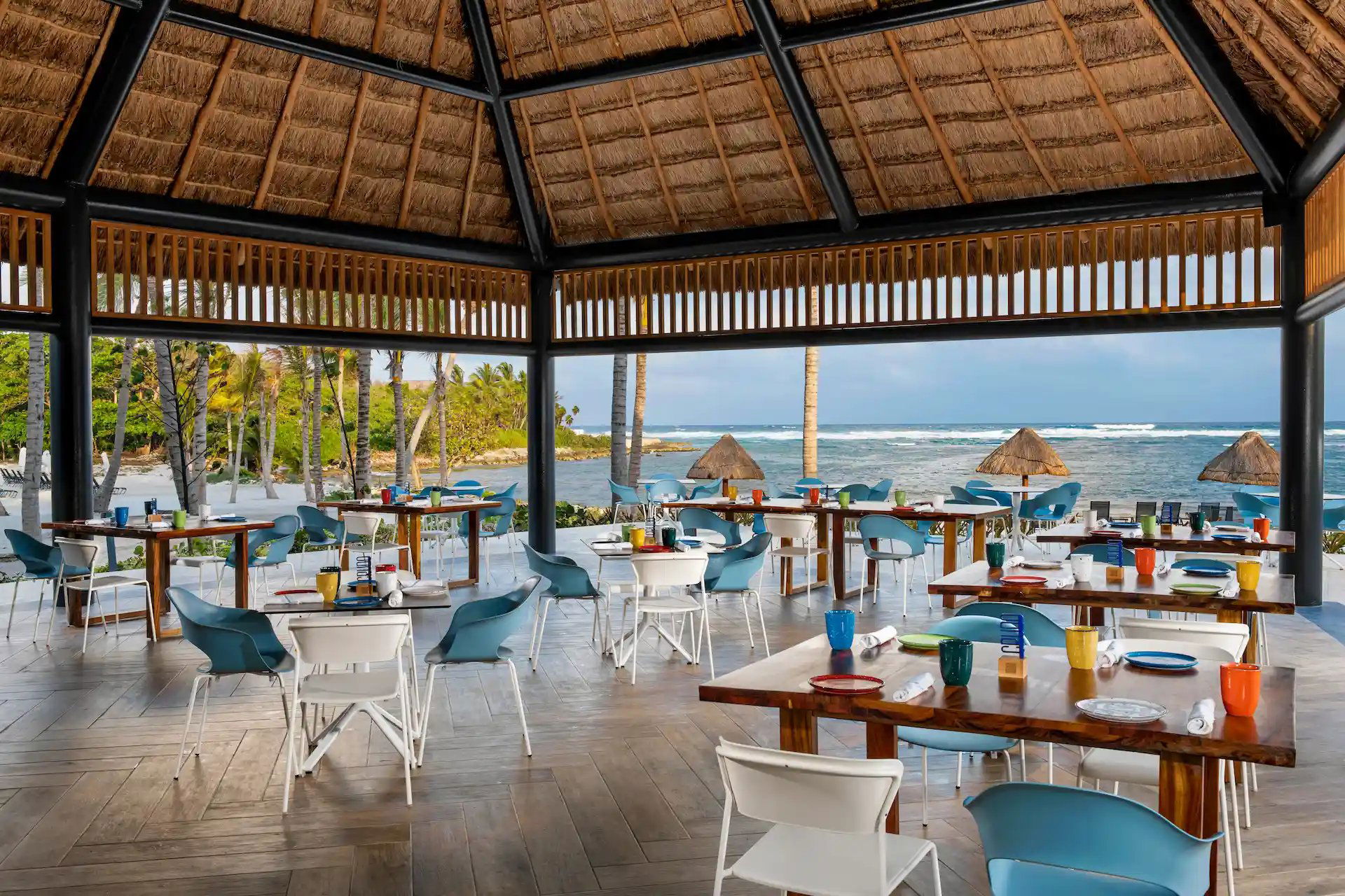 Carbon, Restaurant in Riviera Maya
