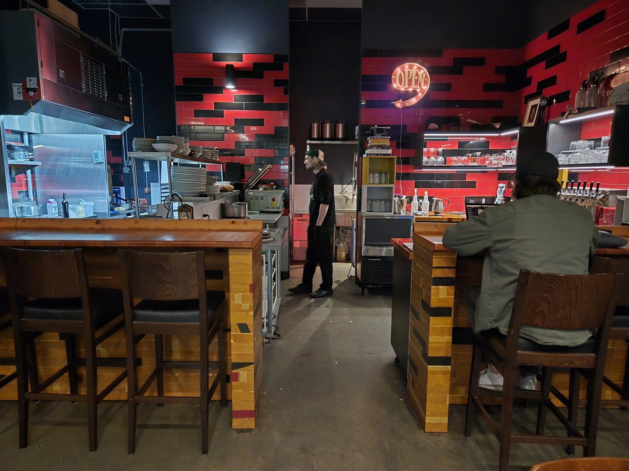 Hank's *A Restaurant restaurant in Victoria