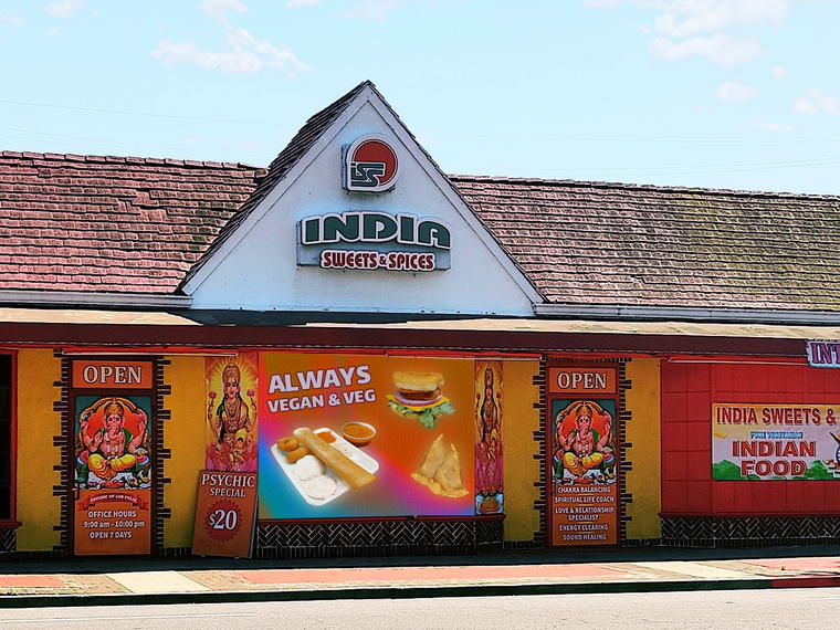 India Sweets & Spices, Los Angeles, United States
