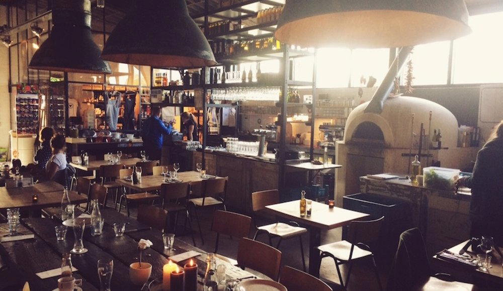 Uit je Eigen Stad restaurant in Rotterdam, Netherlands