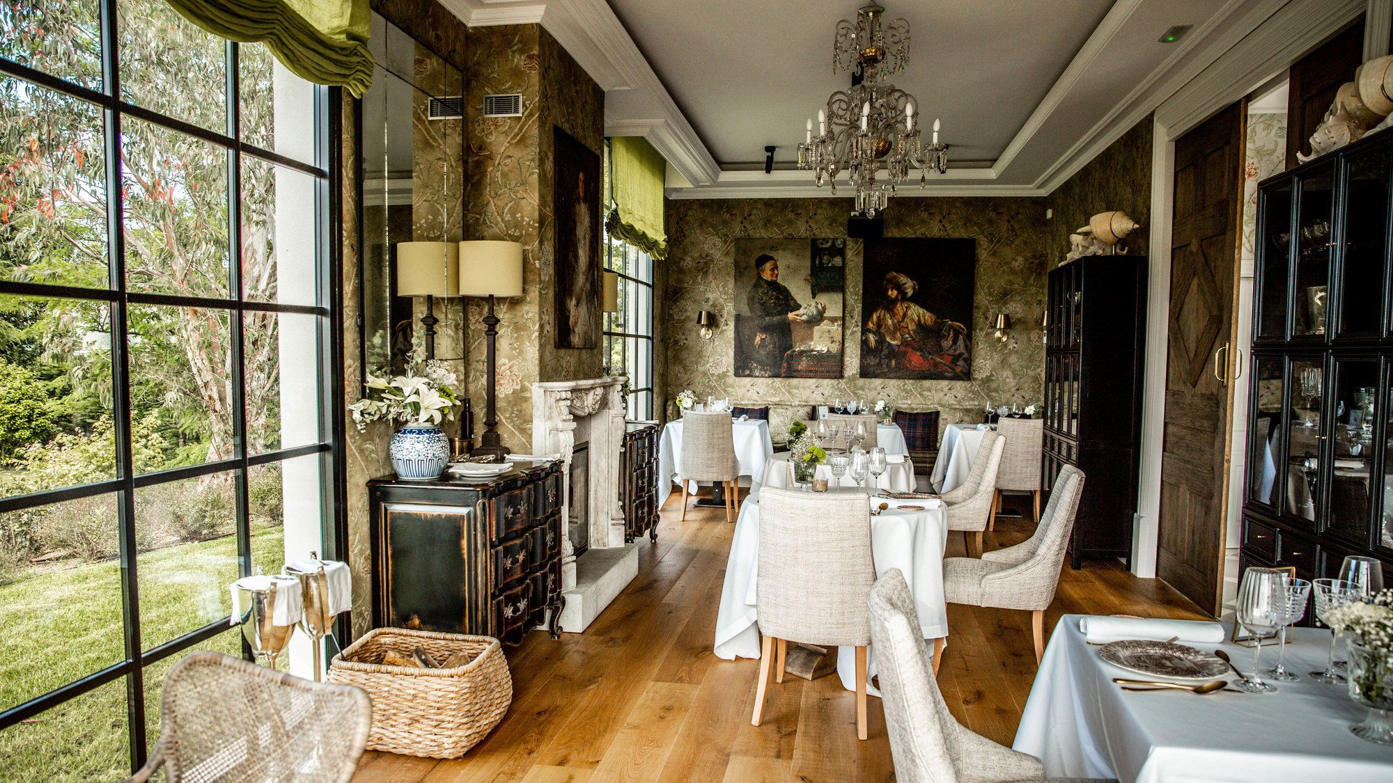 Trastámara restaurant, Restaurant in Las Presillas Cantabria