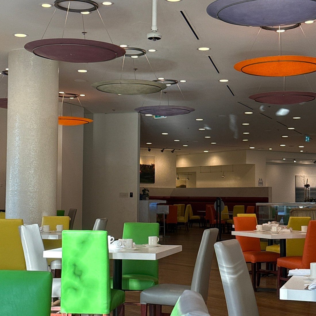Café One, Restaurant in Vancouver