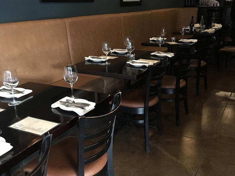 Niko's Bistro, Calgary, Canada