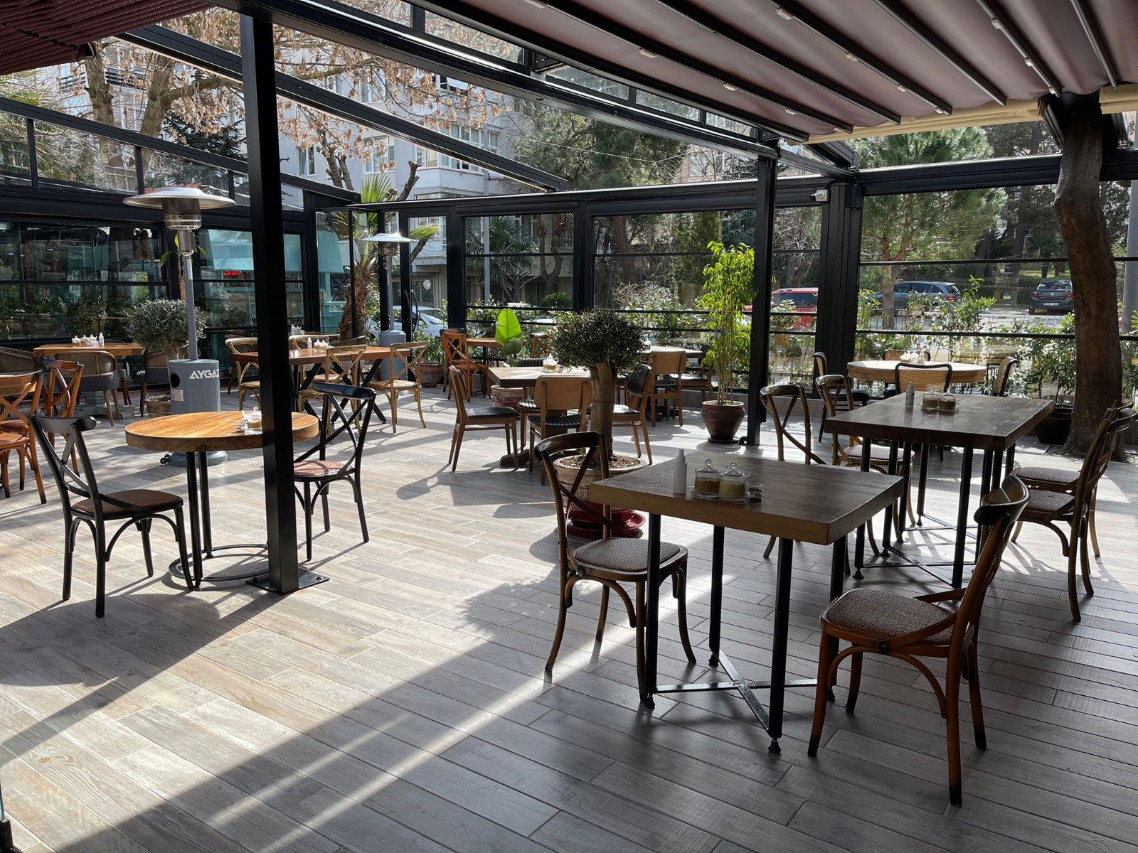 Elbet Steakhouse, Restaurant in Istanbul