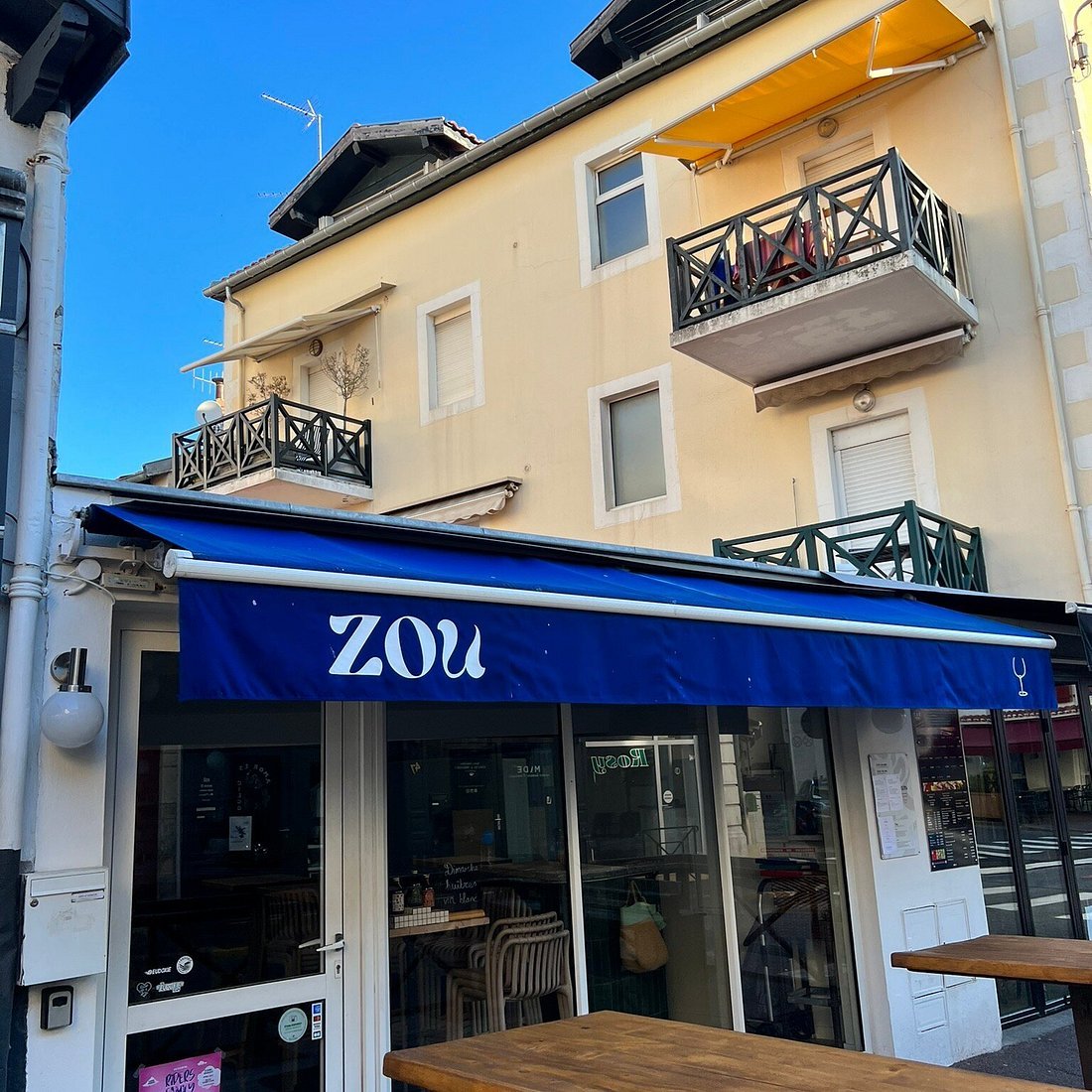 Zou