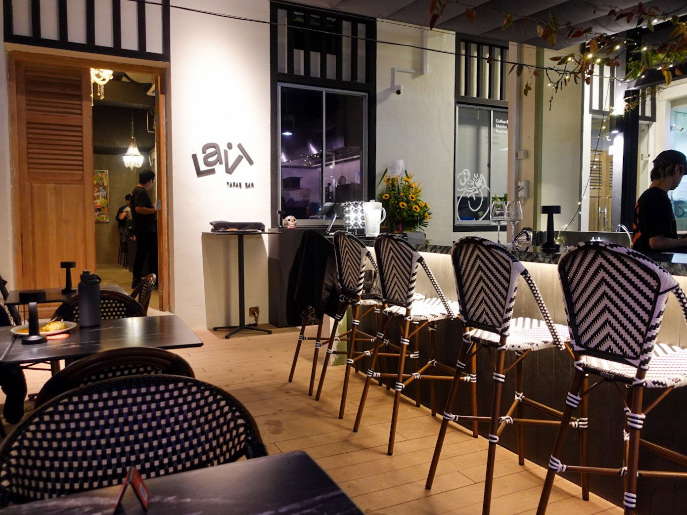 Lavi Tapas, Restaurant in Singapore