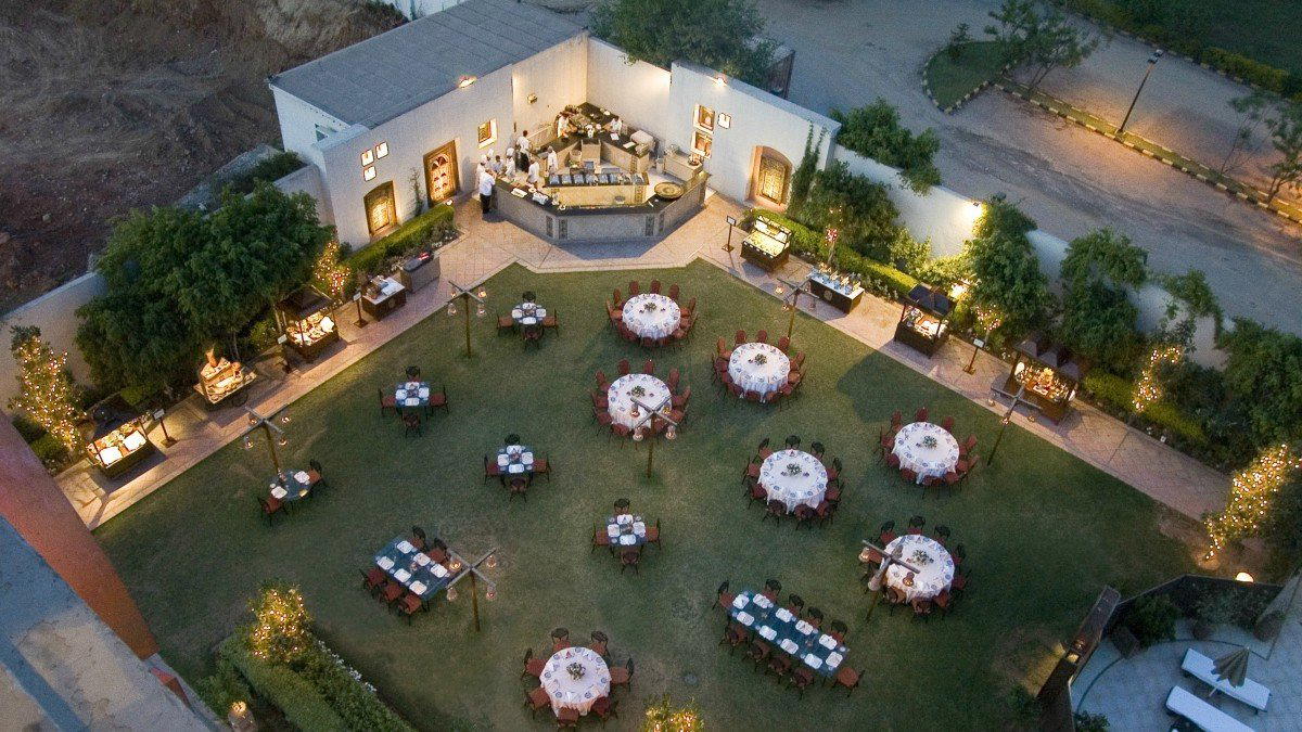 Baradari restaurant in Islamabad