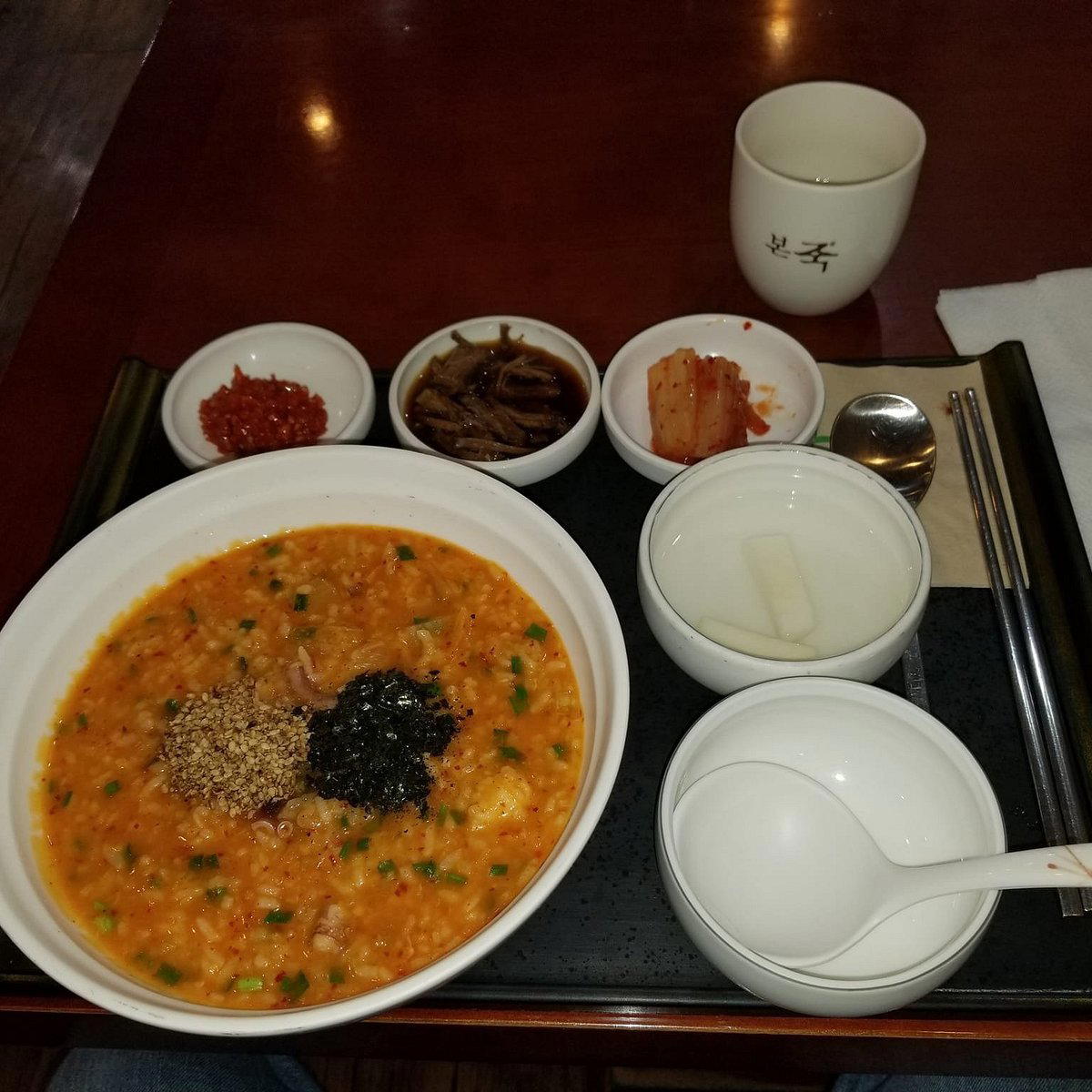Bonjuk restaurant in Los Angeles, United States