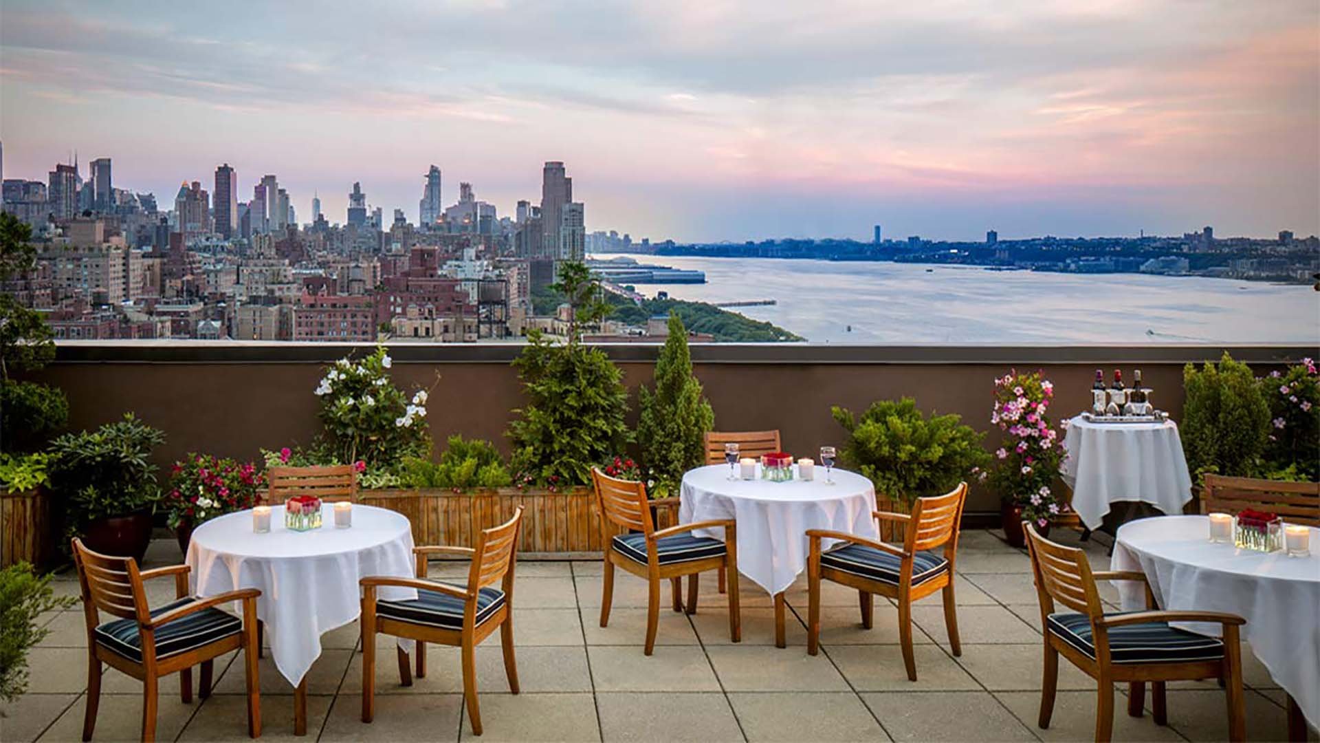 Atria West 86 restaurant in New York City, United States
