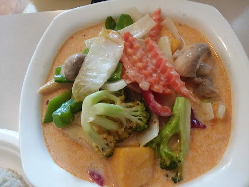 Thai Ocha Cafe restaurant in Dennis Port, United States