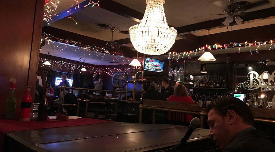 Boodles, Restaurant in Madison Heights