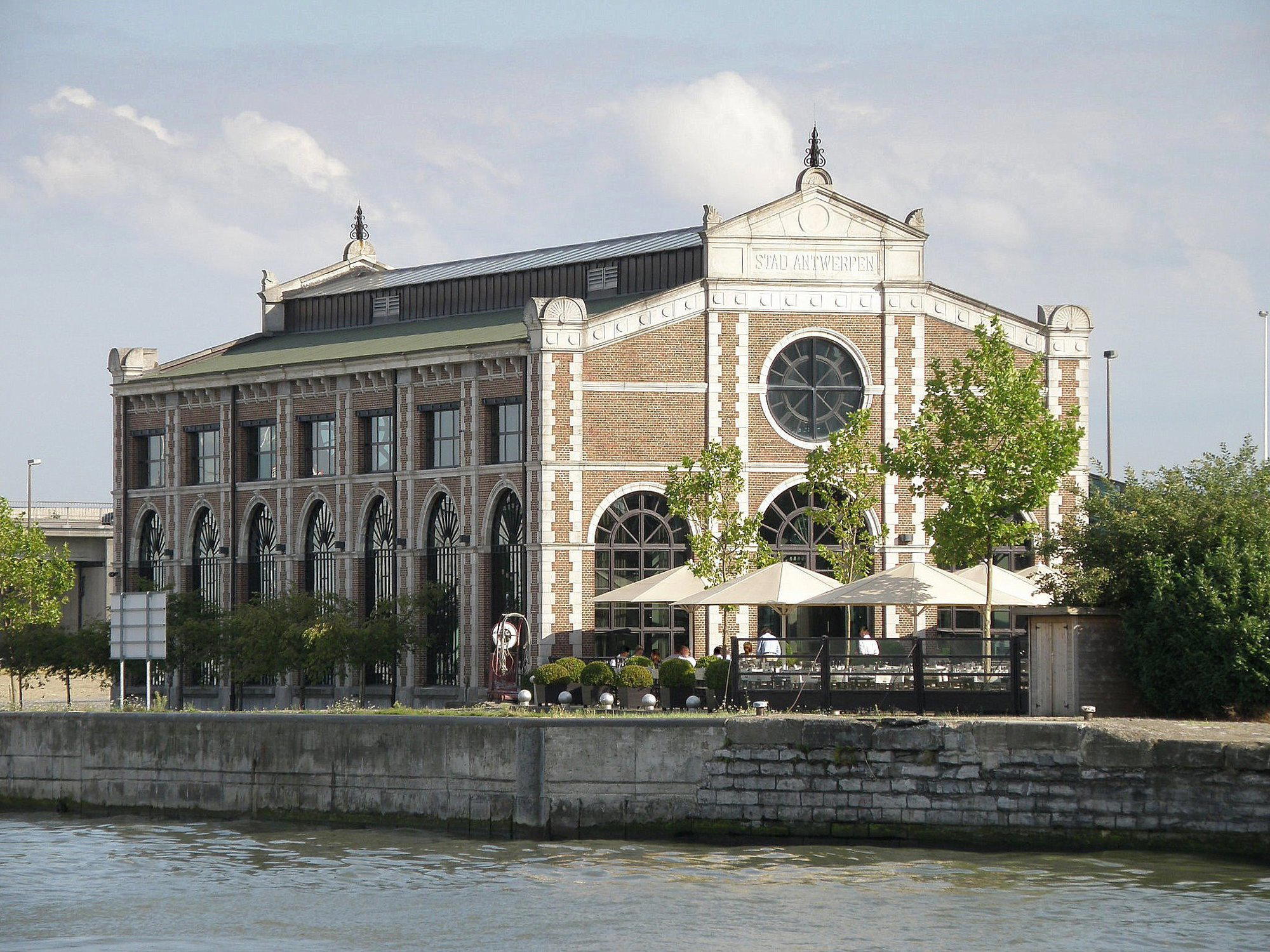 Het Pomphuis restaurant in Antwerp, Belgium