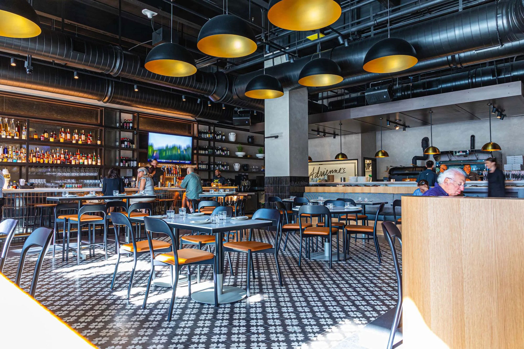 Adrienne’s Pizzabar, Restaurant in West Palm Beach