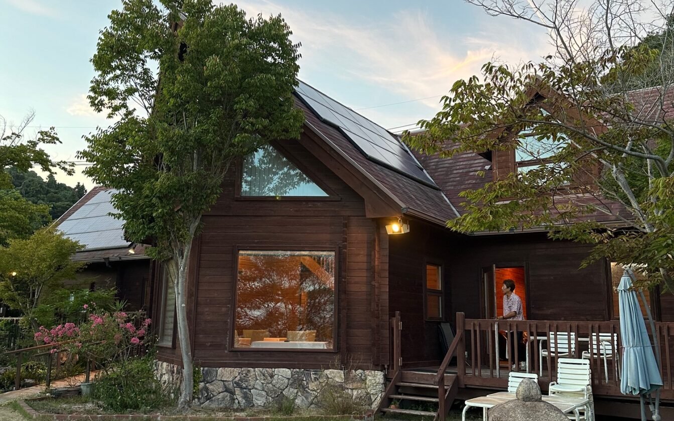 クレスト・オブ・ザ・ウェイヴ 立岩, Oshima District, Japan
