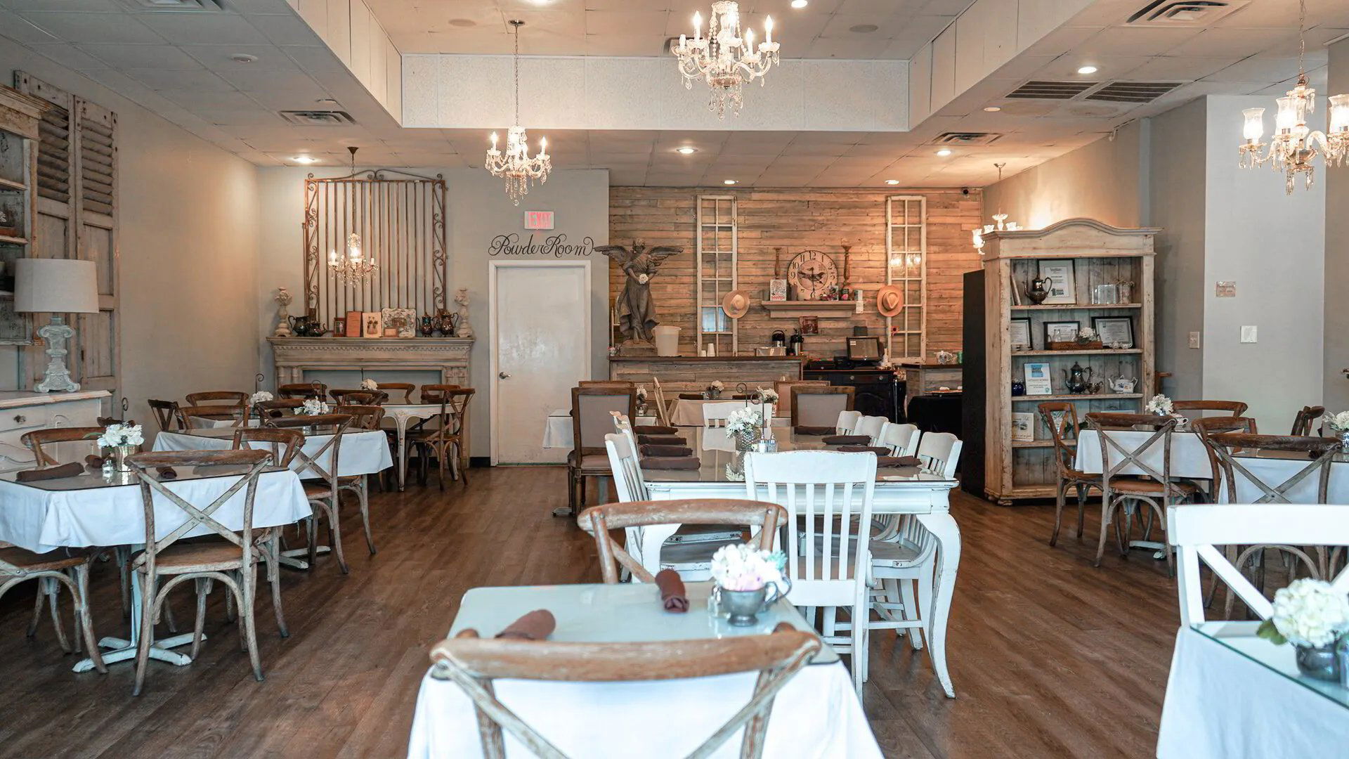 Chocolate Angel Cafe & Tea Room, Restaurant in Plano