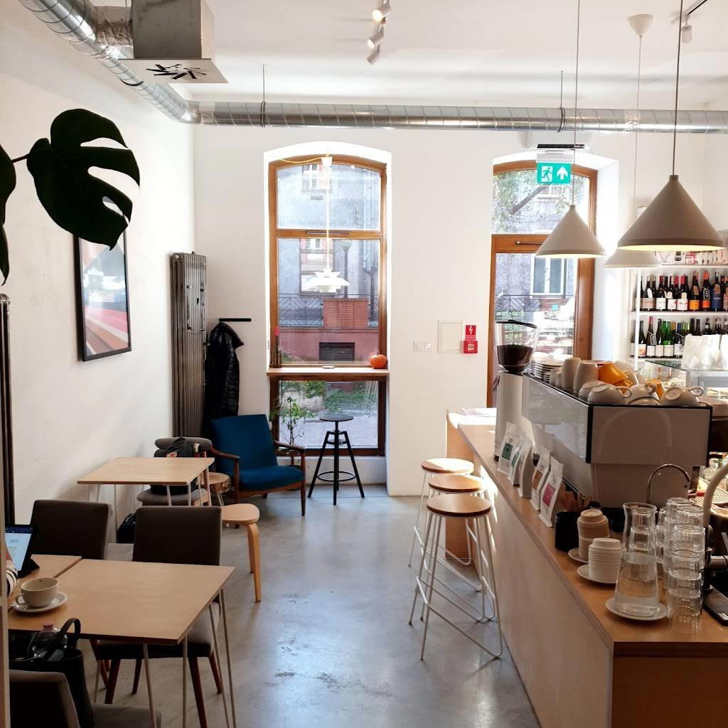 KLAR kawa i wino restaurant in Gliwice
