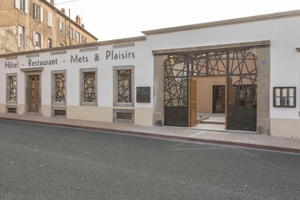 Mets et Plaisirs restaurant in Mazamet, France