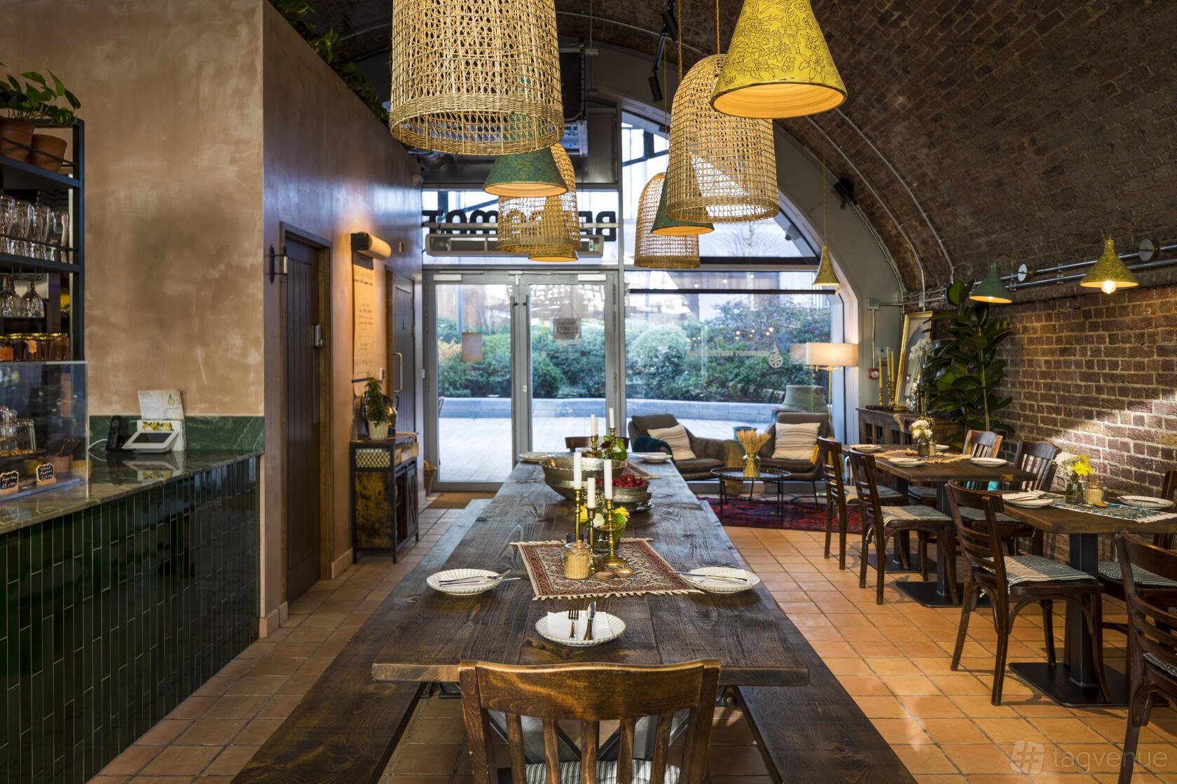 Bergamot Cafe, Restaurant in London