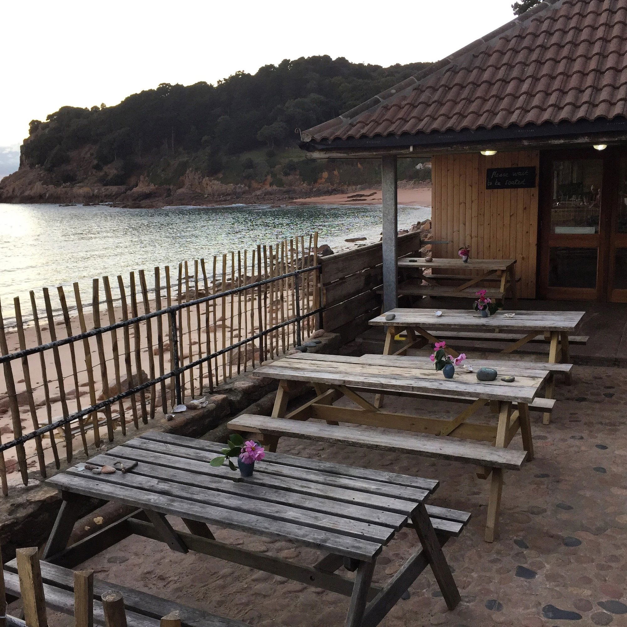 Portelet Bay Cafe, Restaurant in St. Brelade