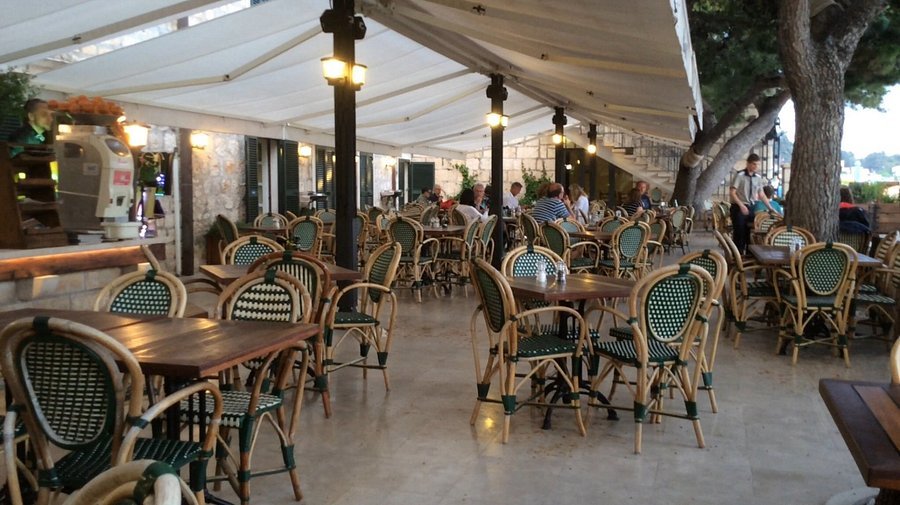 Topolino, Bol, Croatia