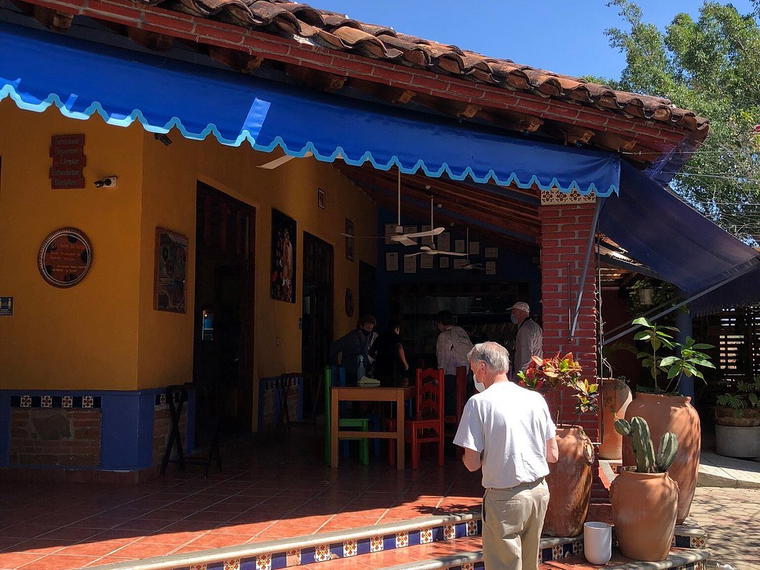 Restaurant Azucena Zapoteca, San Martin Tilcajete, Mexico