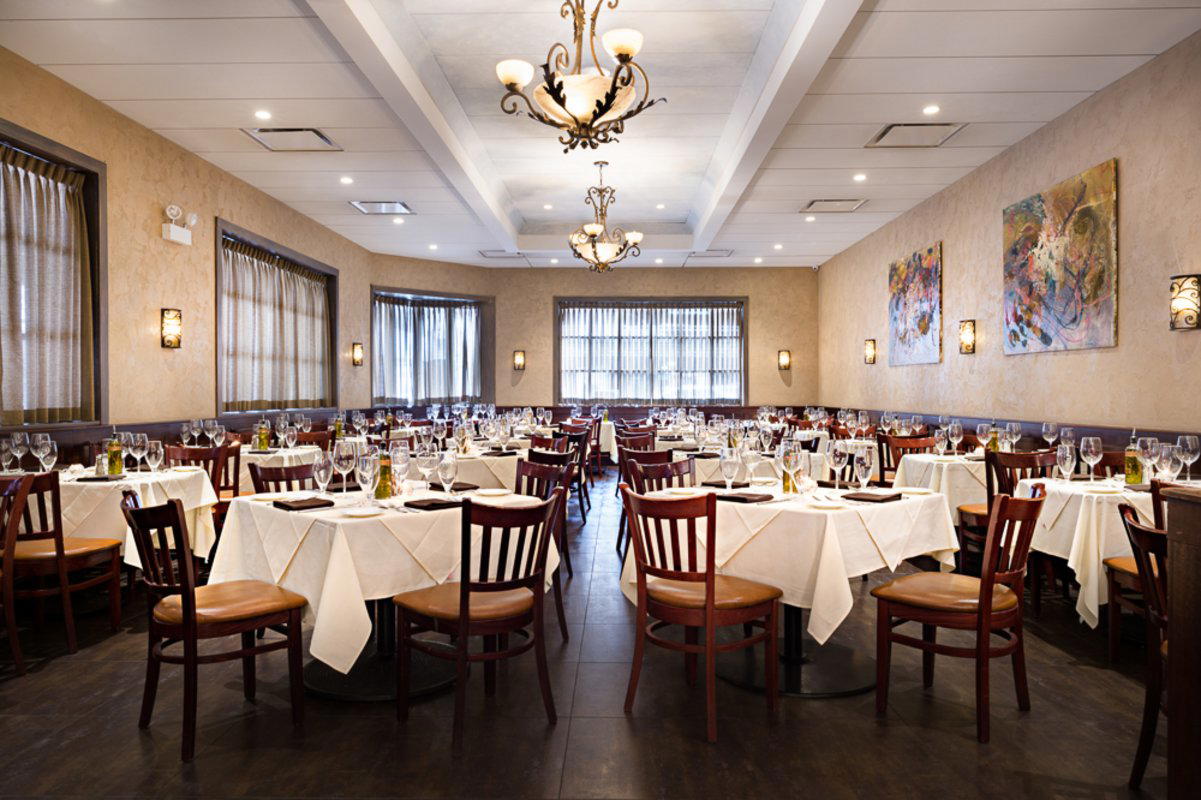 Volare restaurant in Chicago, United States