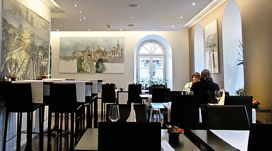Restaurant Time Out