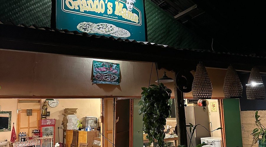 Orlando's Mama Pizza Garden