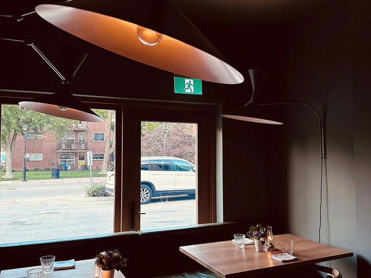 No.8 Restaurant, Burlington, Canada
