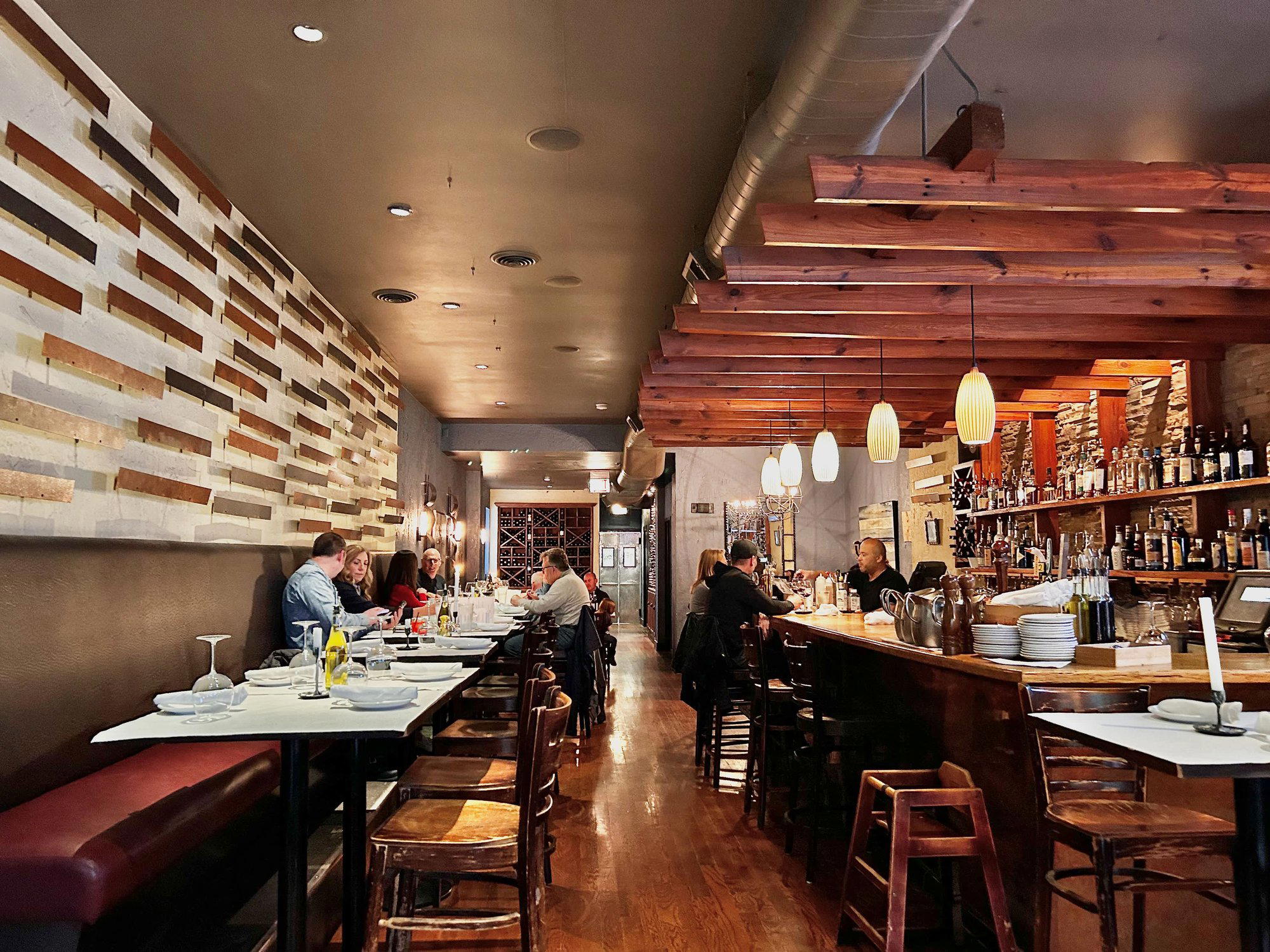 Piazza Bella restaurant in Chicago, United States