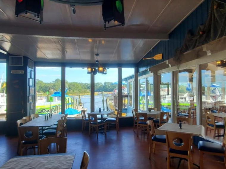 Hurricane Juel's Restaurant, Little River, United States