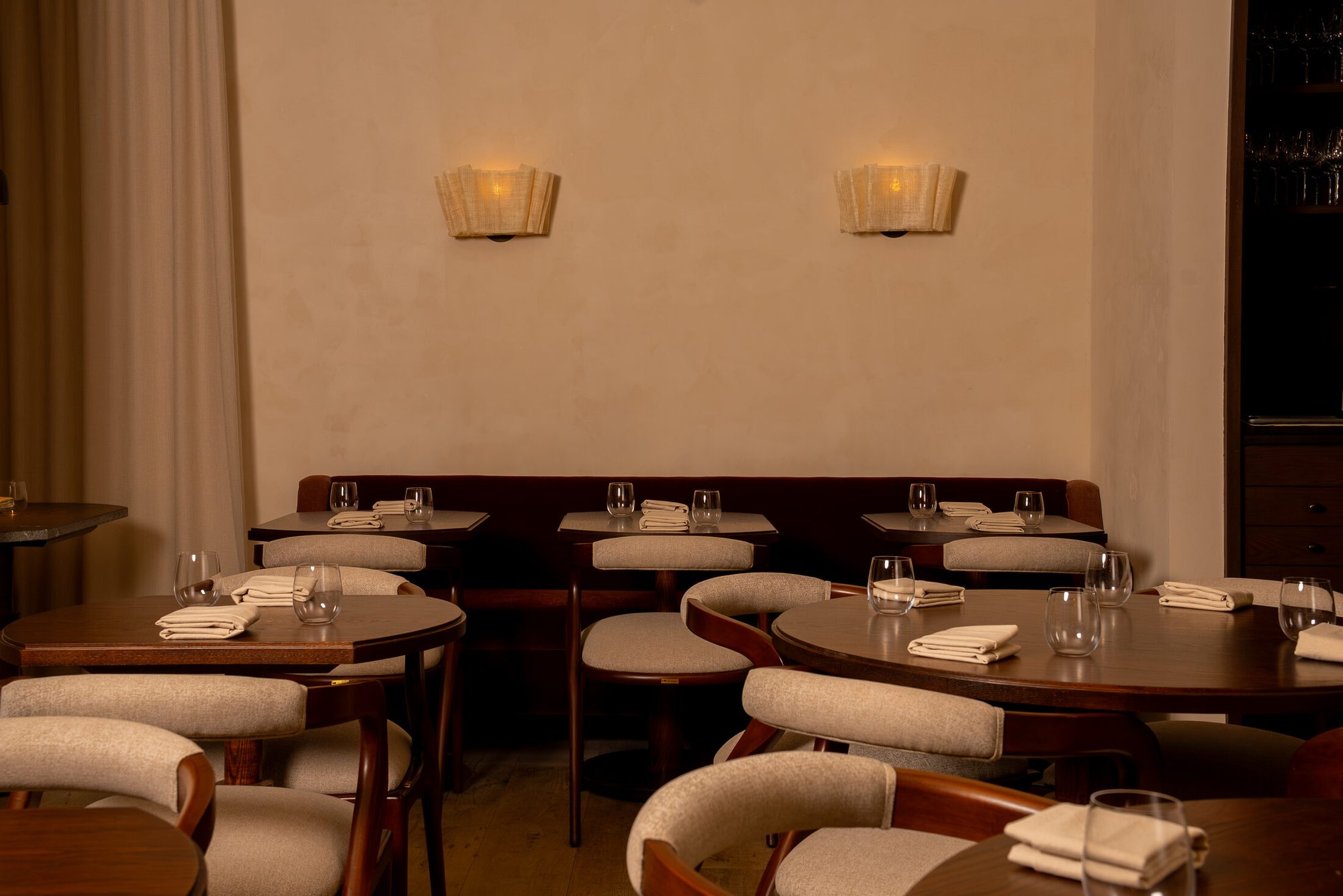 Cynthia, Restaurant in New York City