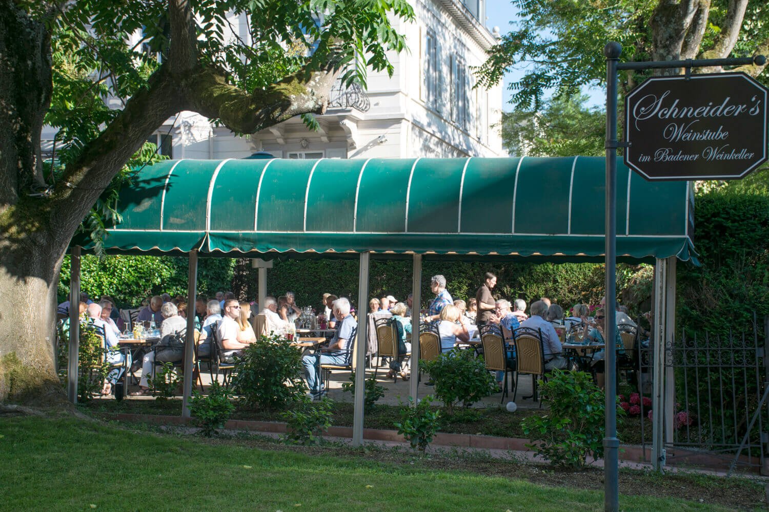 Schneider's Weinstube im Badener Weinkeller, Restaurant in Baden-Baden