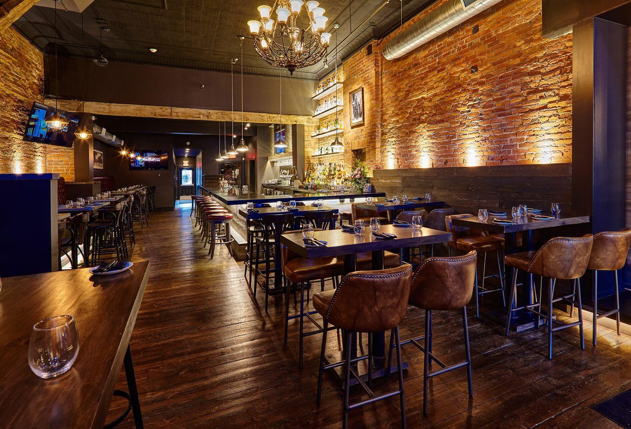 radius® on Hess, Restaurant in Hamilton