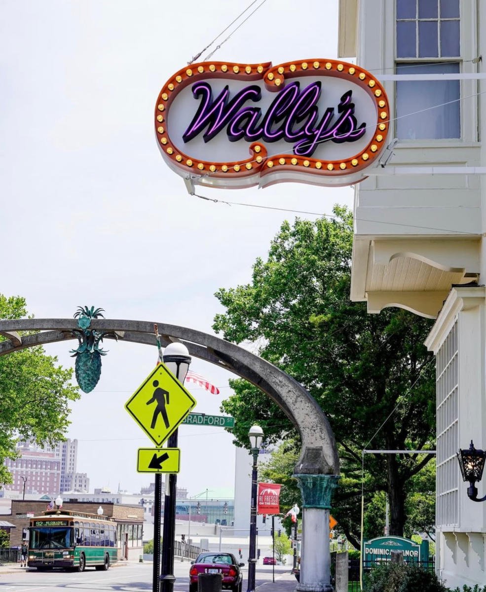 Wally's Weiners, Restaurant in Providence