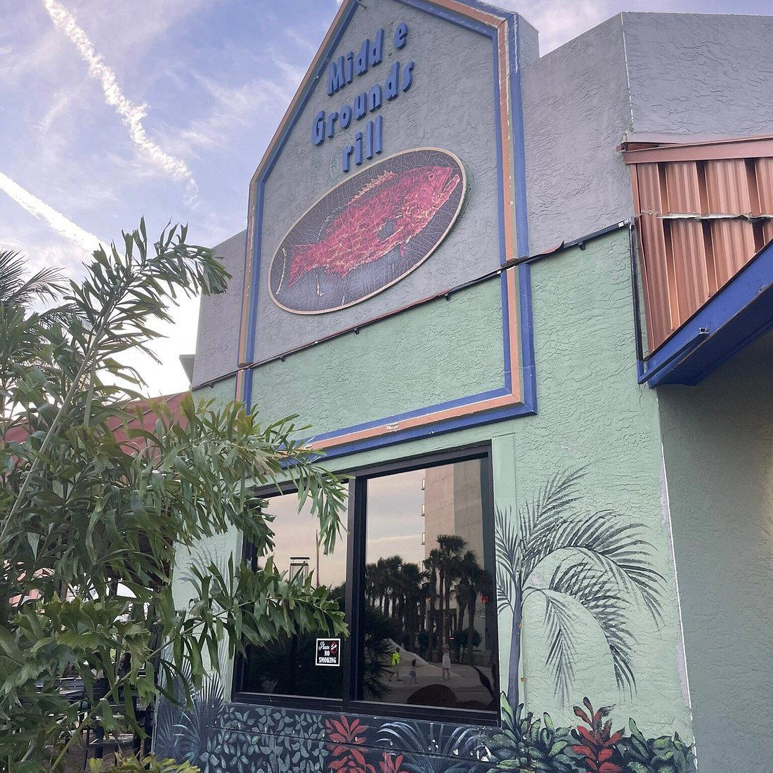 Middle Grounds Grill, Treasure Island, United States