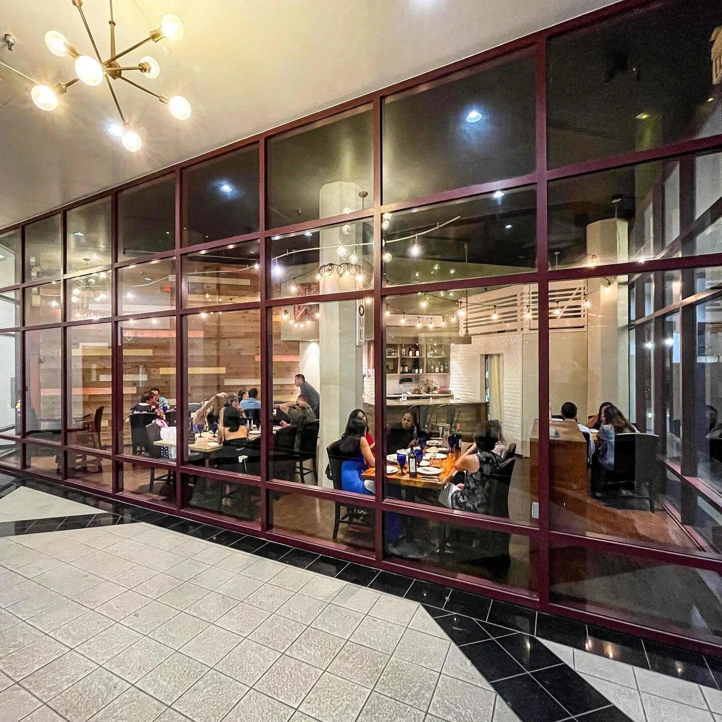 La Cucina Ristorante Italiano restaurant in Honolulu, United States