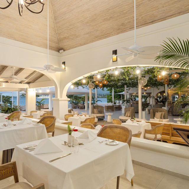 Oliver Restaurant restaurant in St. George's