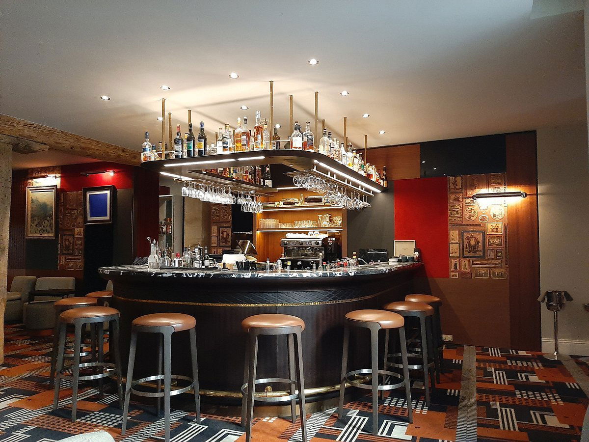 Le 18Bar, Restaurant in Luxembourg