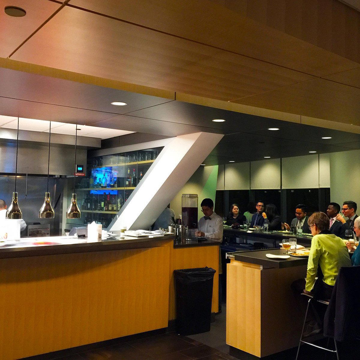 Michelson and Morley restaurant in Cleveland, United States