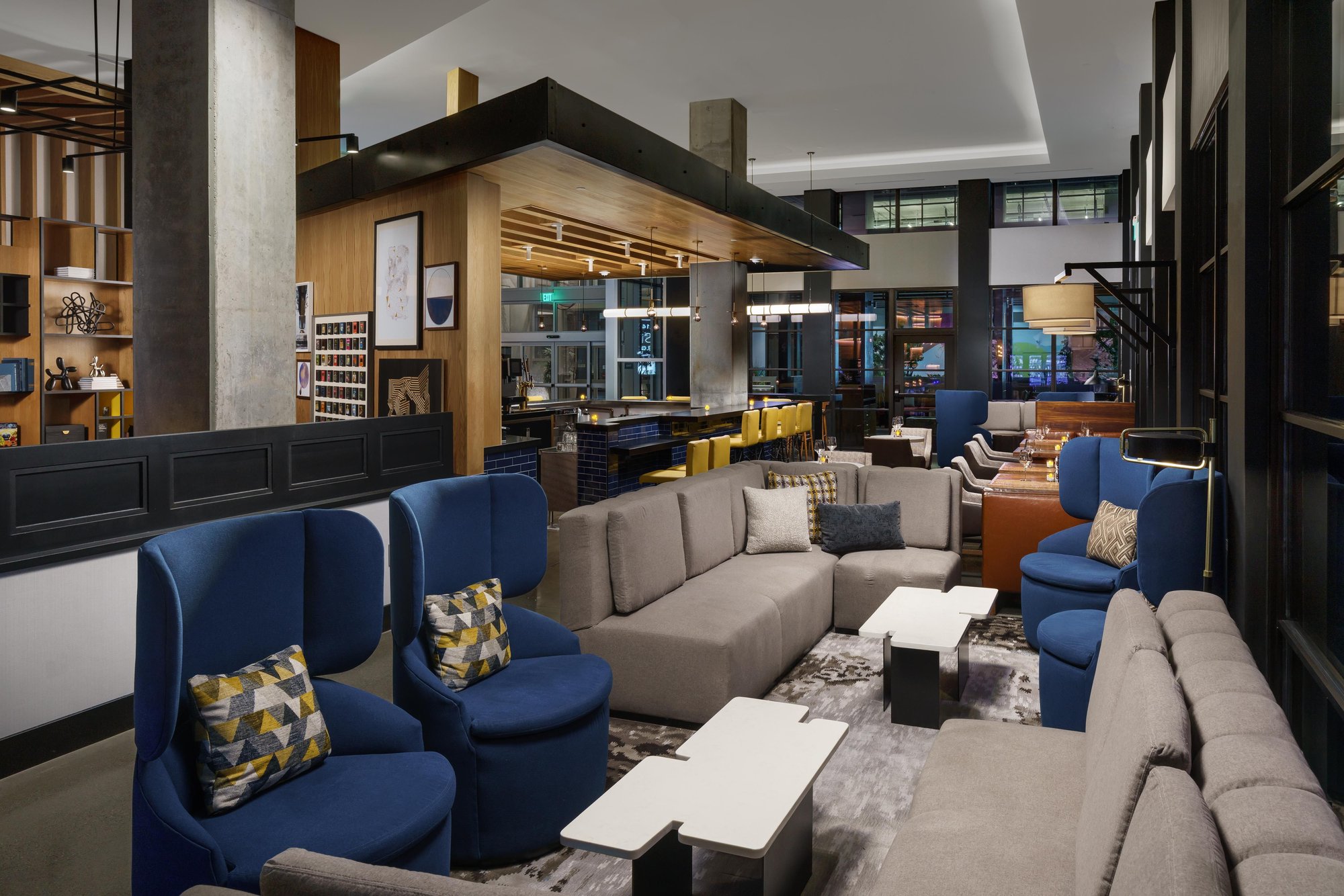 Fairchilds Public House, Restaurant in Mountain View