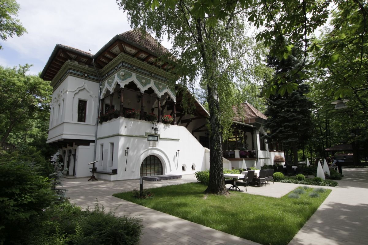 Casa Doina restaurant in Bucharest, Romania