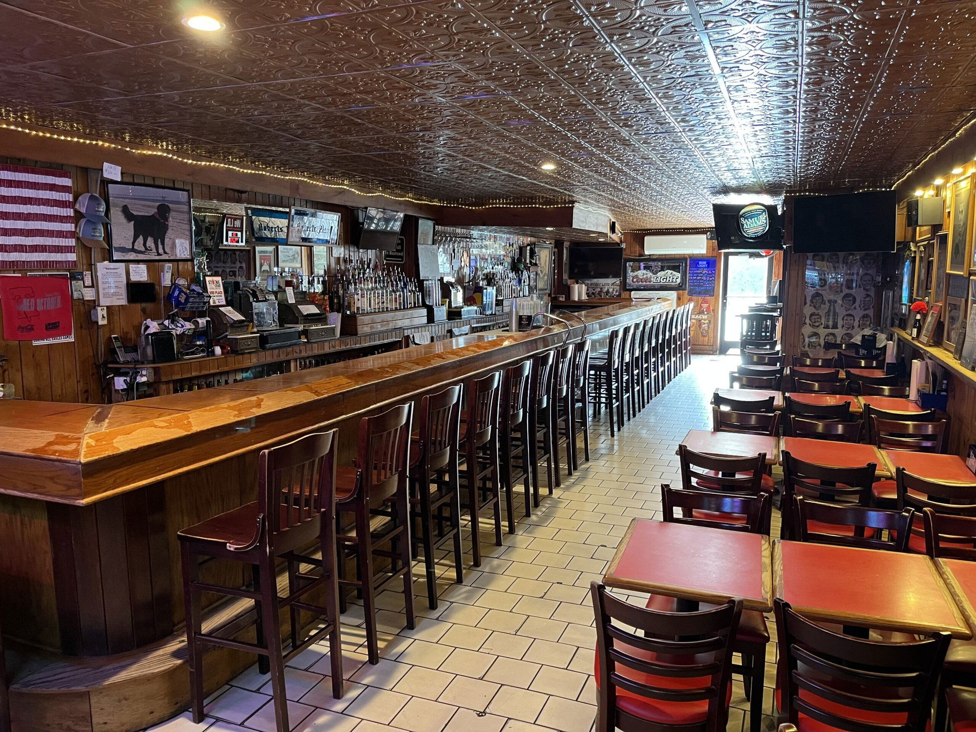Robert's Place, Restaurant in Margate City