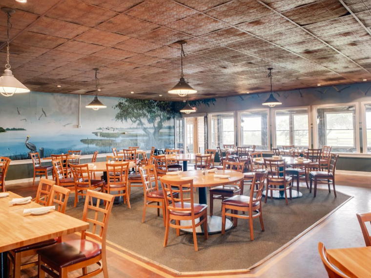 Hot Fish Club, Murrells Inlet, United States
